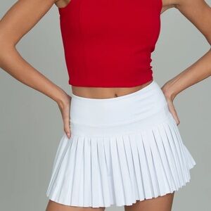 Chic White Pleated Mini Skirt